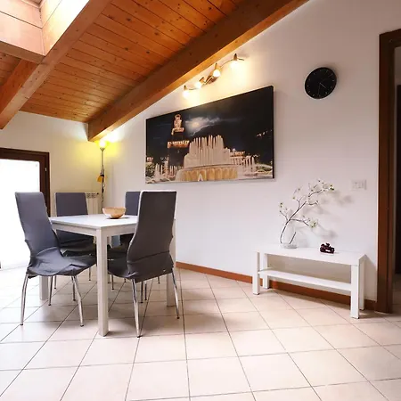 Primopiano - Di Vittorio Apartment Sesto San Giovanni